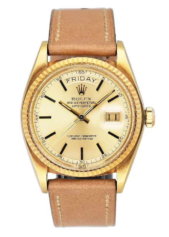 Watches with a luxurious look   Rolex Day Date 1803 18K Yellow Gold Mens Watch